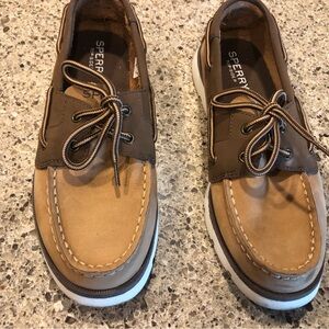 Sperry boat shoes, loafers